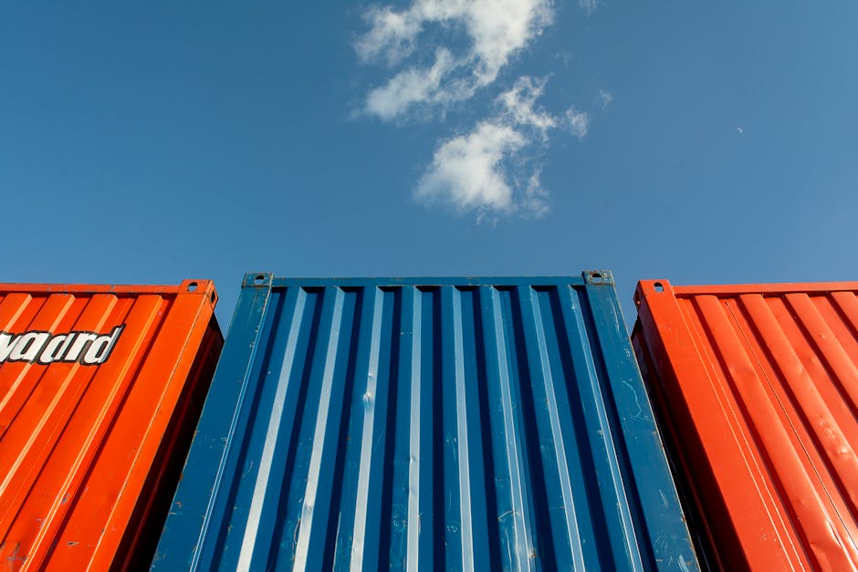Edge vs Serverless vs Container: Choosing the Right Deployment for Your Frontend