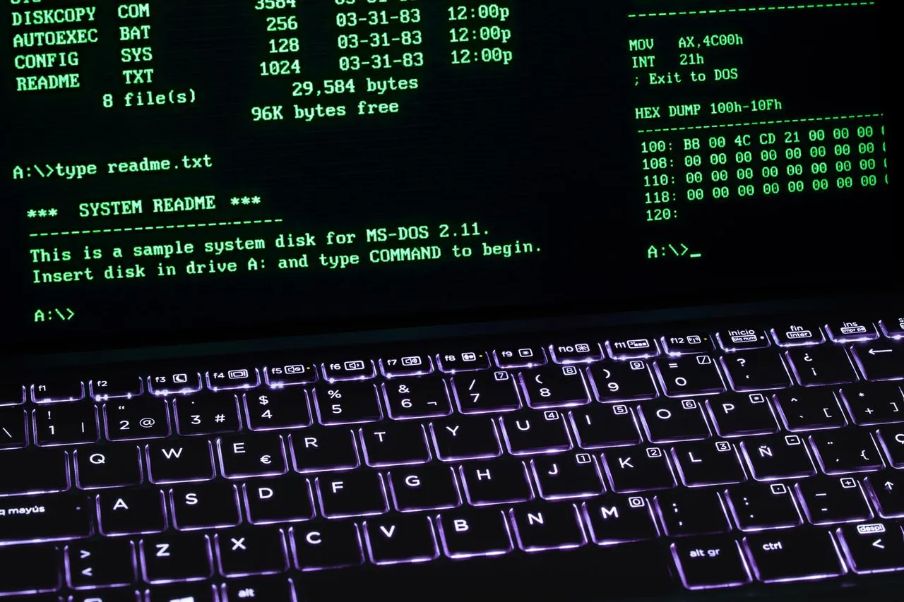 macOS 27 có LLM chạy local: lệnh fm và cái bẫy JSON hợp lệ